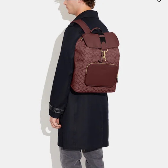 Coach Wine Sullivan Backpack In Signature Chambray - Picture 9 of 17